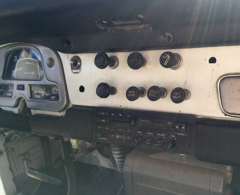 Illustration for article titled For $12,000, This 1973 Toyota Land Cruiser Asks How’s Your Tetanus Protection?